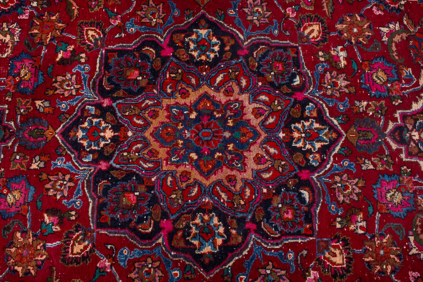 CAN_4246 - 5'11" x 7'8"