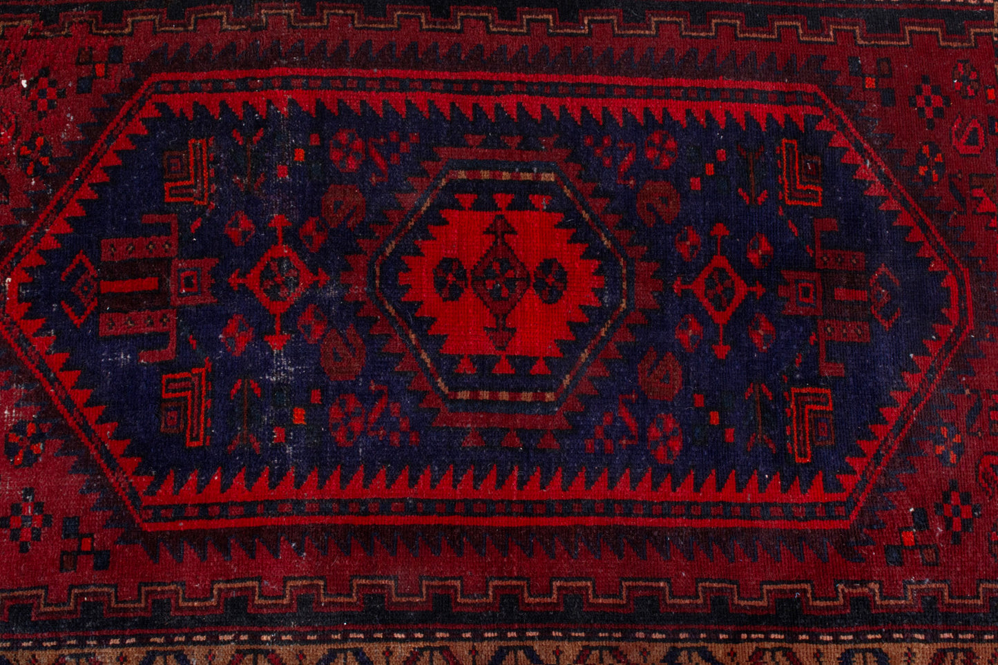 CAN_4247 - 4'7" x 8'3"