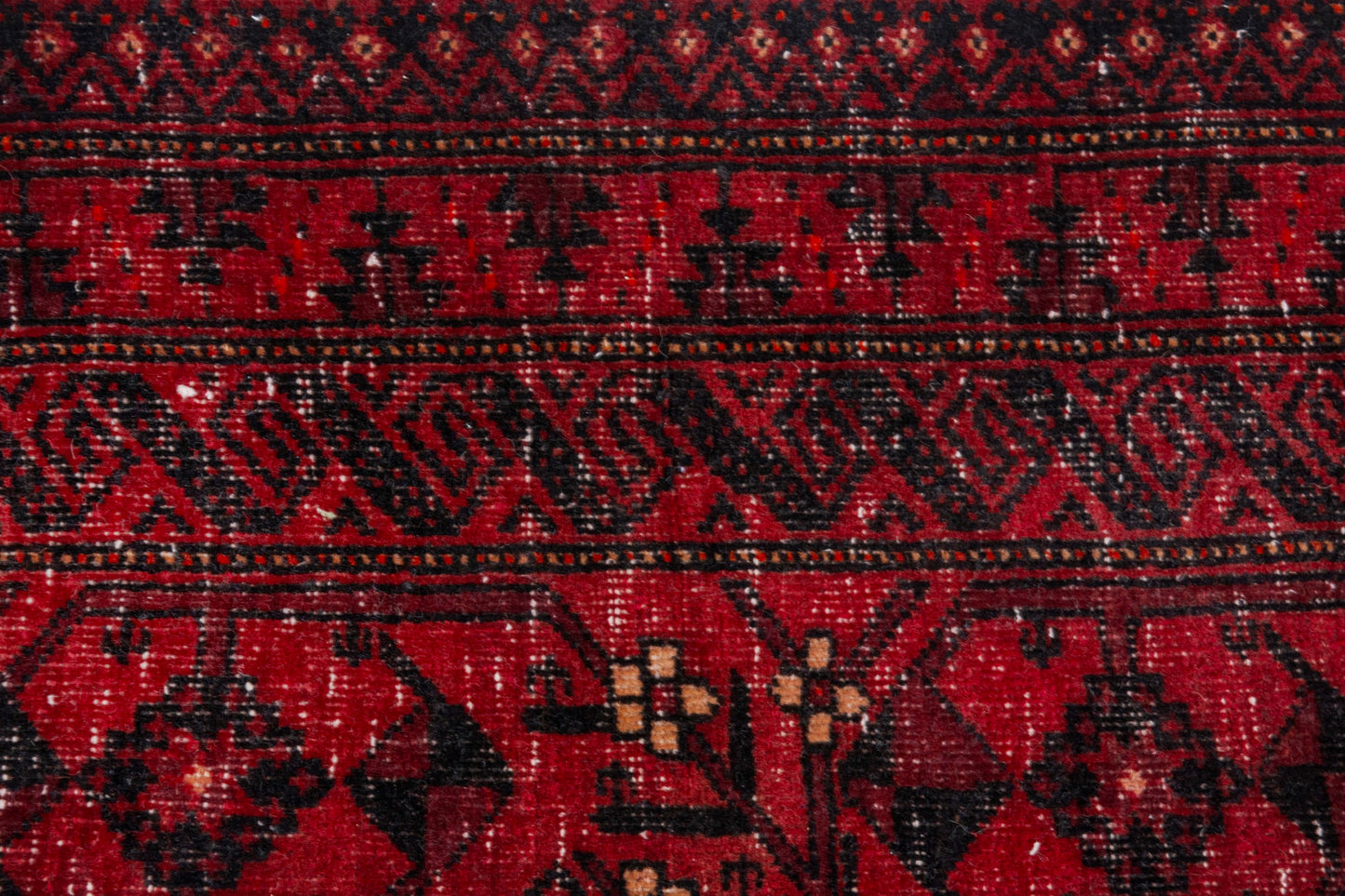 CAN_4252 - 4'1" x 7'9"