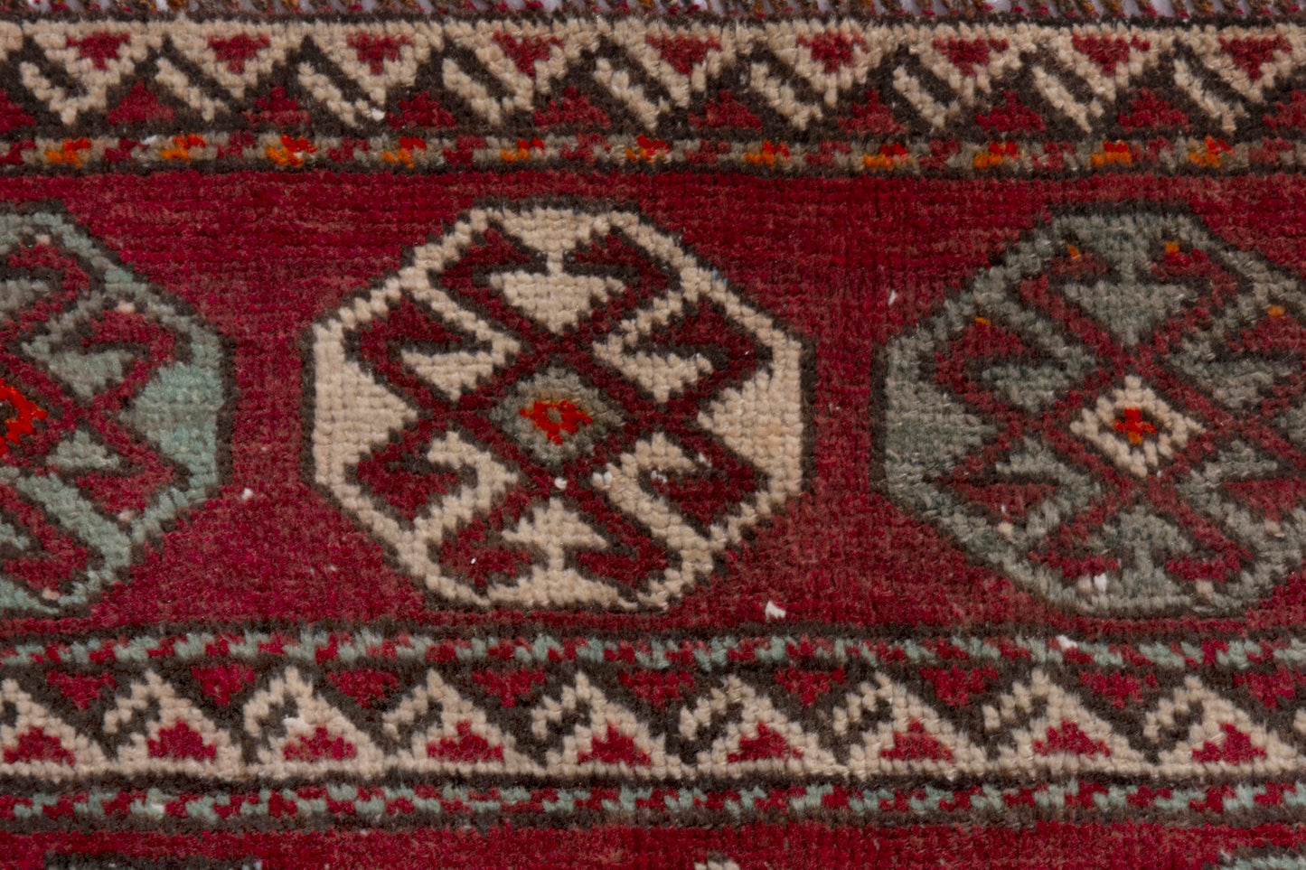 CAN_4260 - 5'1" x 7'3"