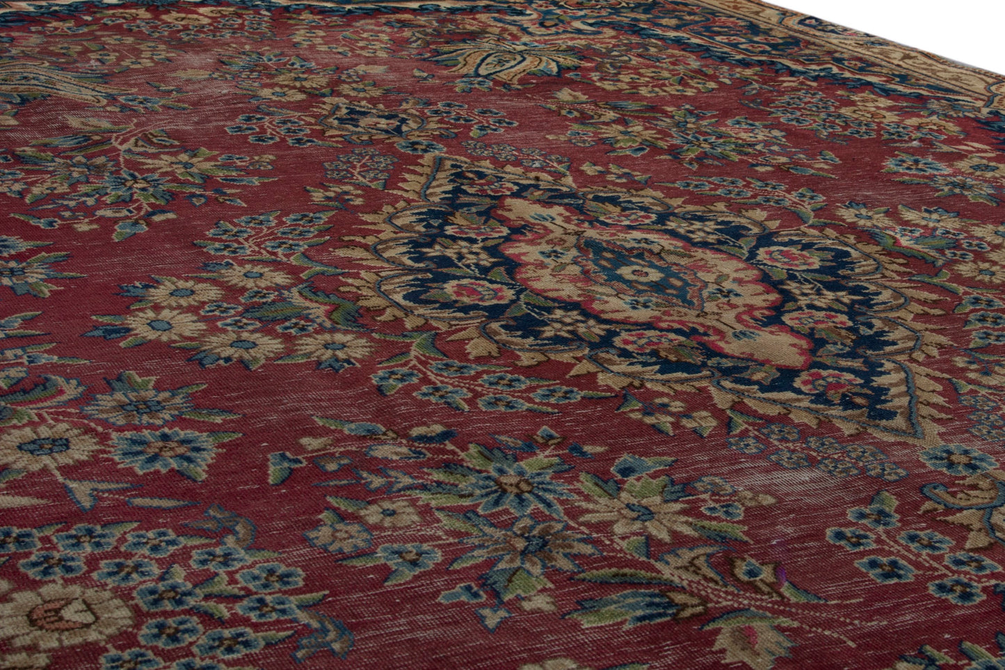 CAN_4261 - 6' x 9'3"