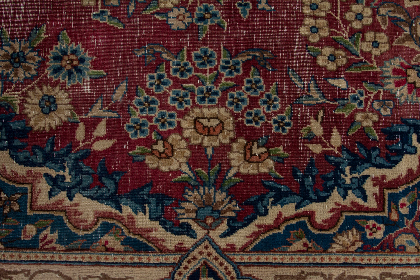 CAN_4261 - 6' x 9'3"