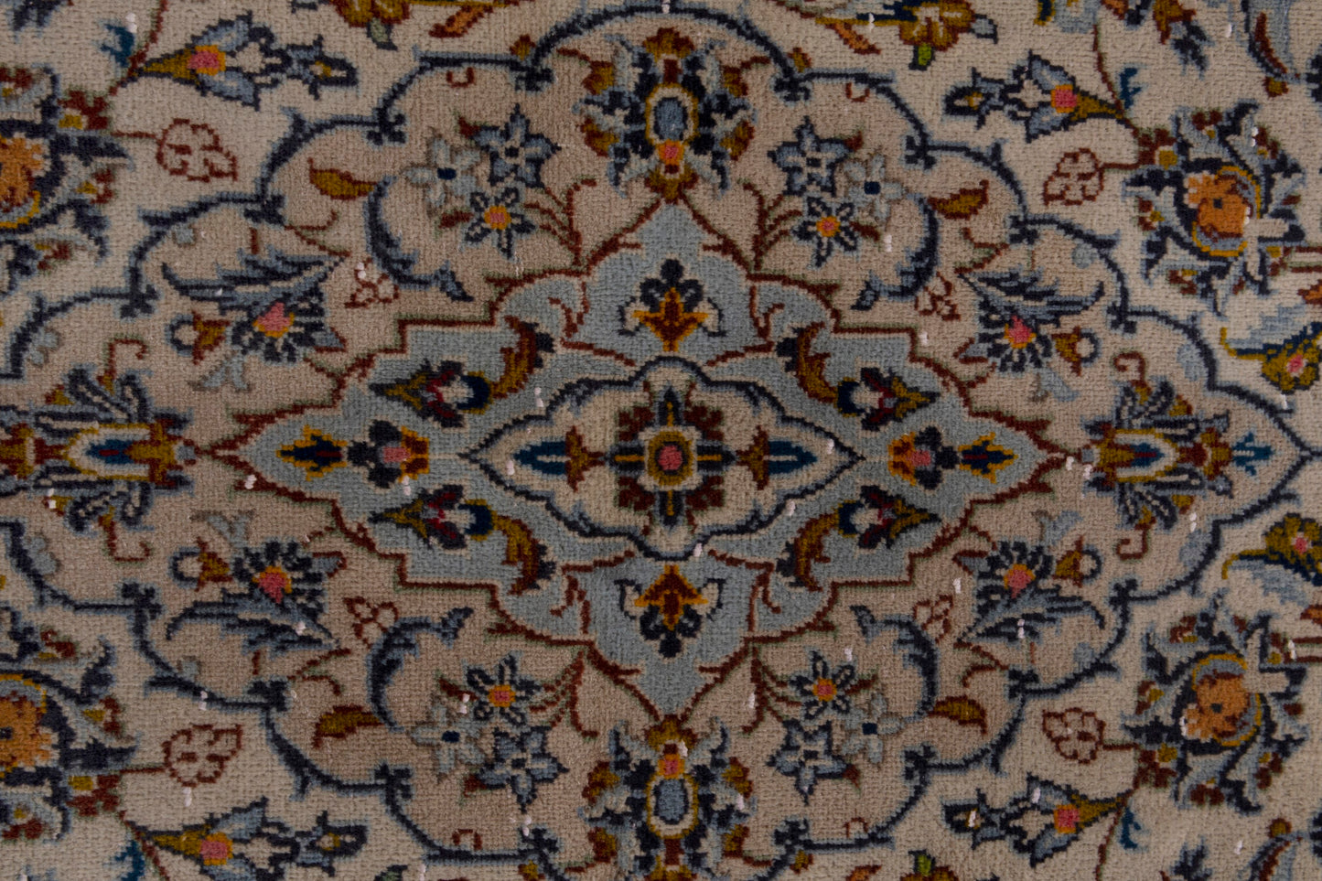CAN_4269 - 4'7" x 7'5"