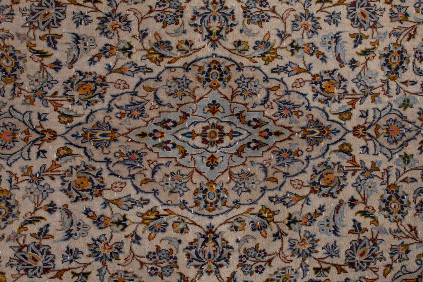 CAN_4269 - 4'7" x 7'5"