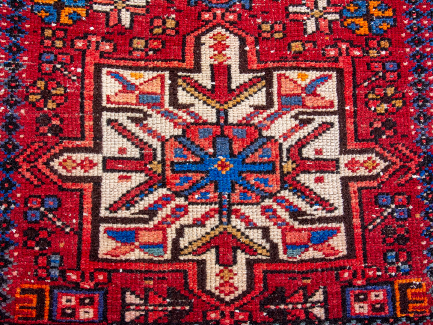 CAN_4315 - 2'3" x 9'1"