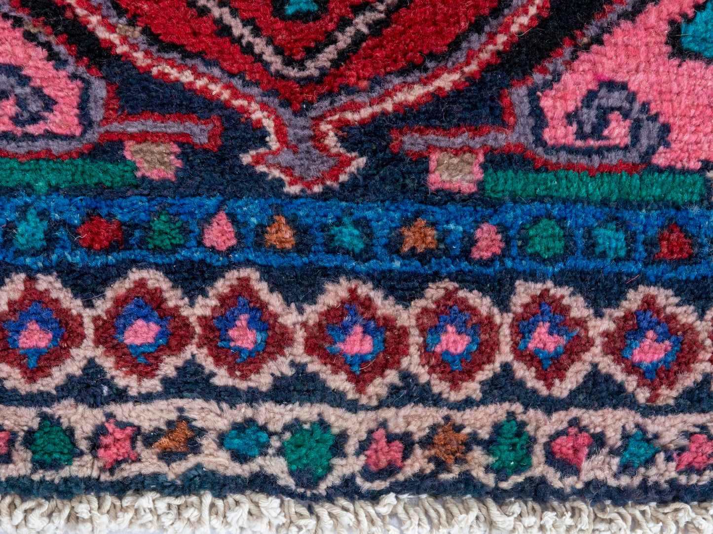 CAN_4318 - 2'7" x 12'2"