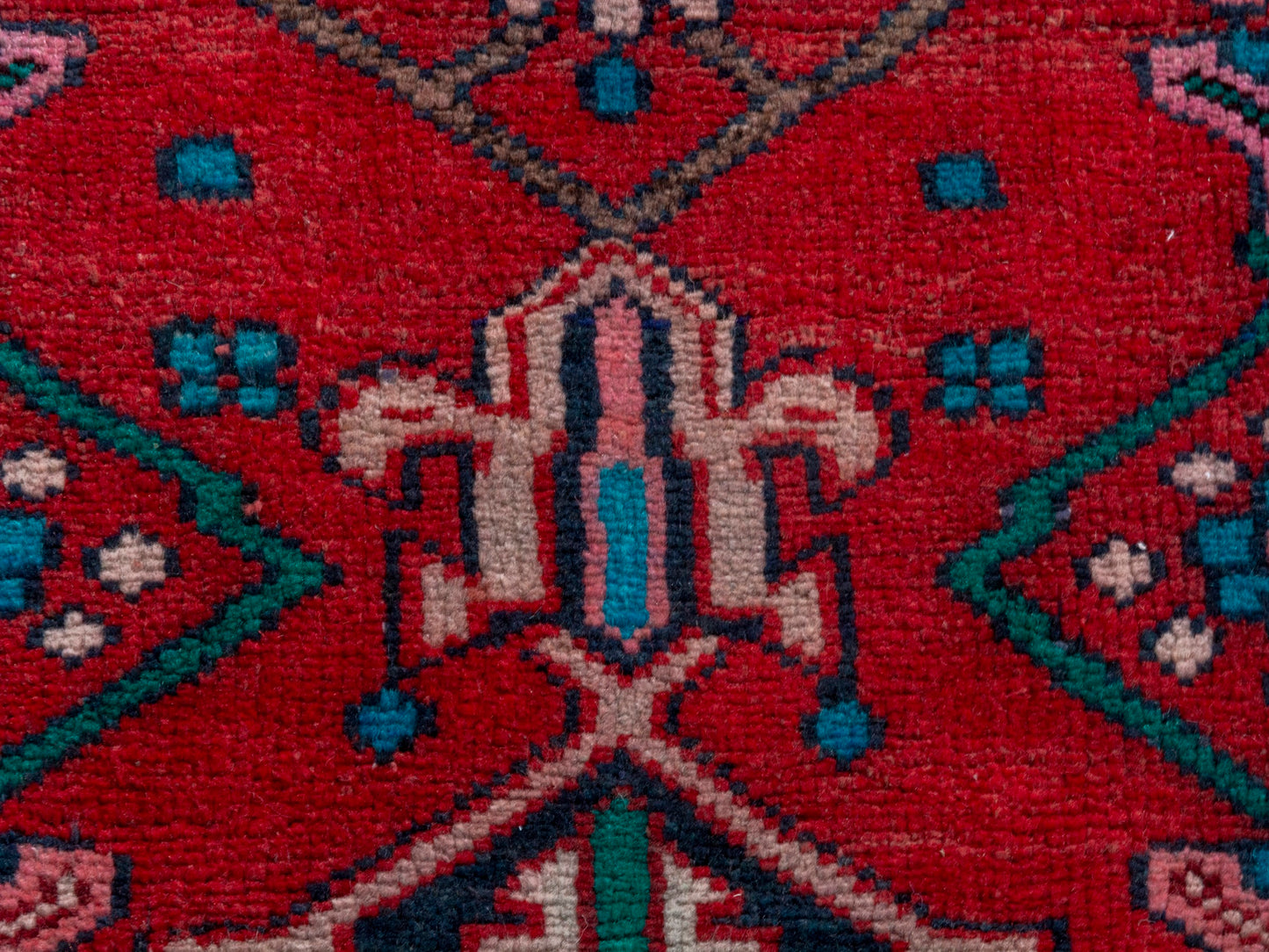 CAN_4318 - 2'7" x 12'2"