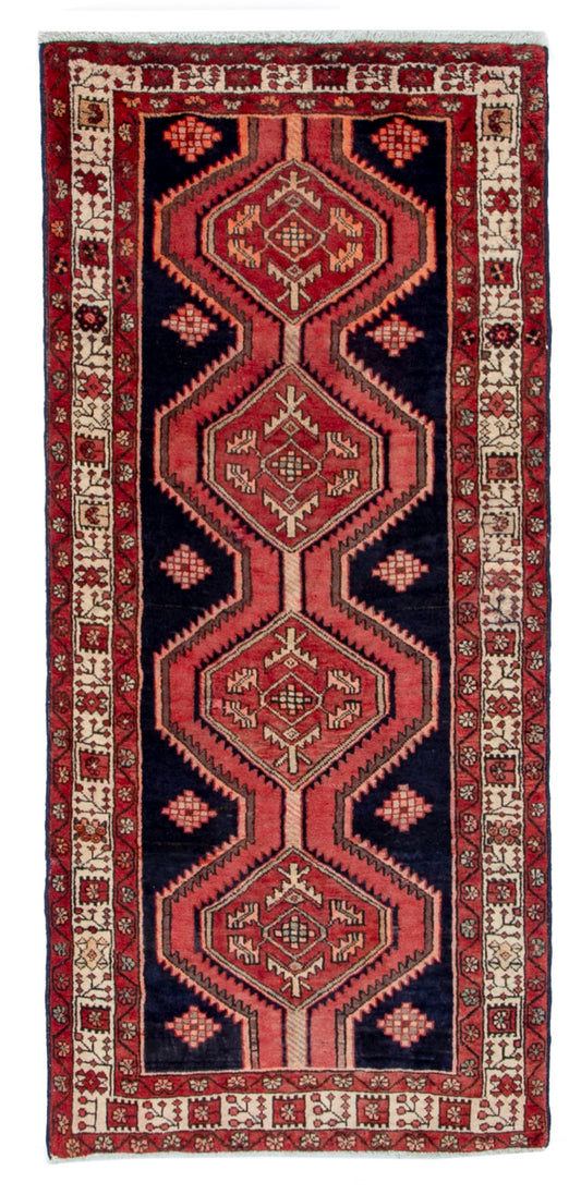 CAN_4319 - 3'3" x 6'9"