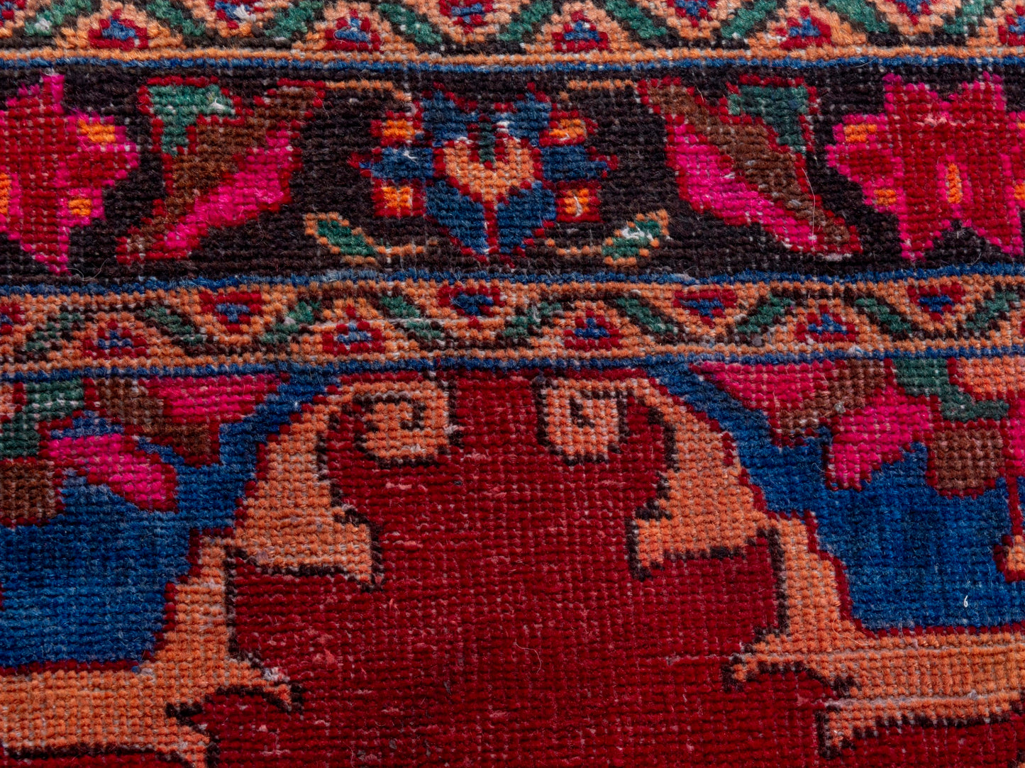CAN_4322 - 3'7" x 10'3"