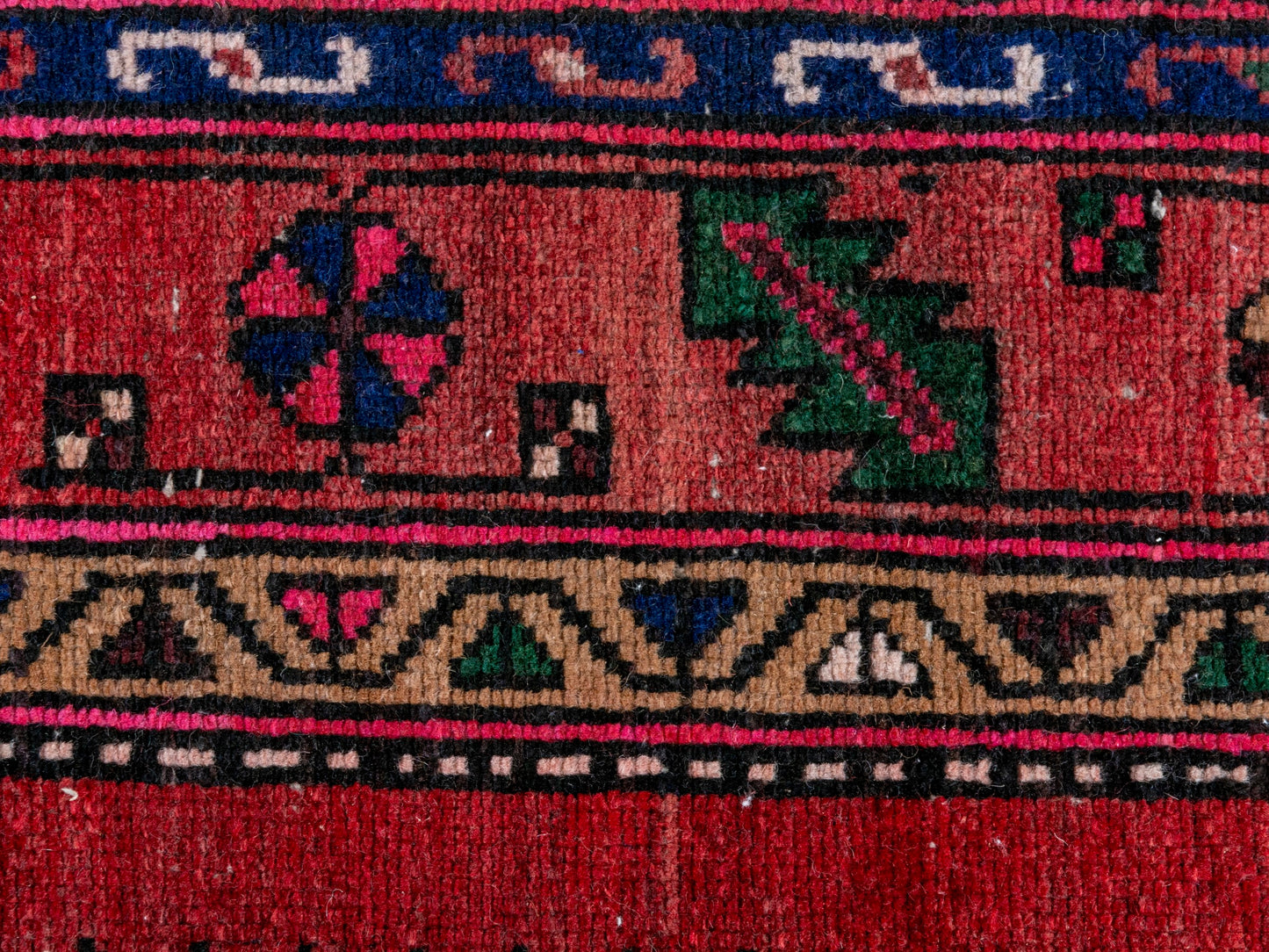 CAN_4327 - 3'6" x 10'3"
