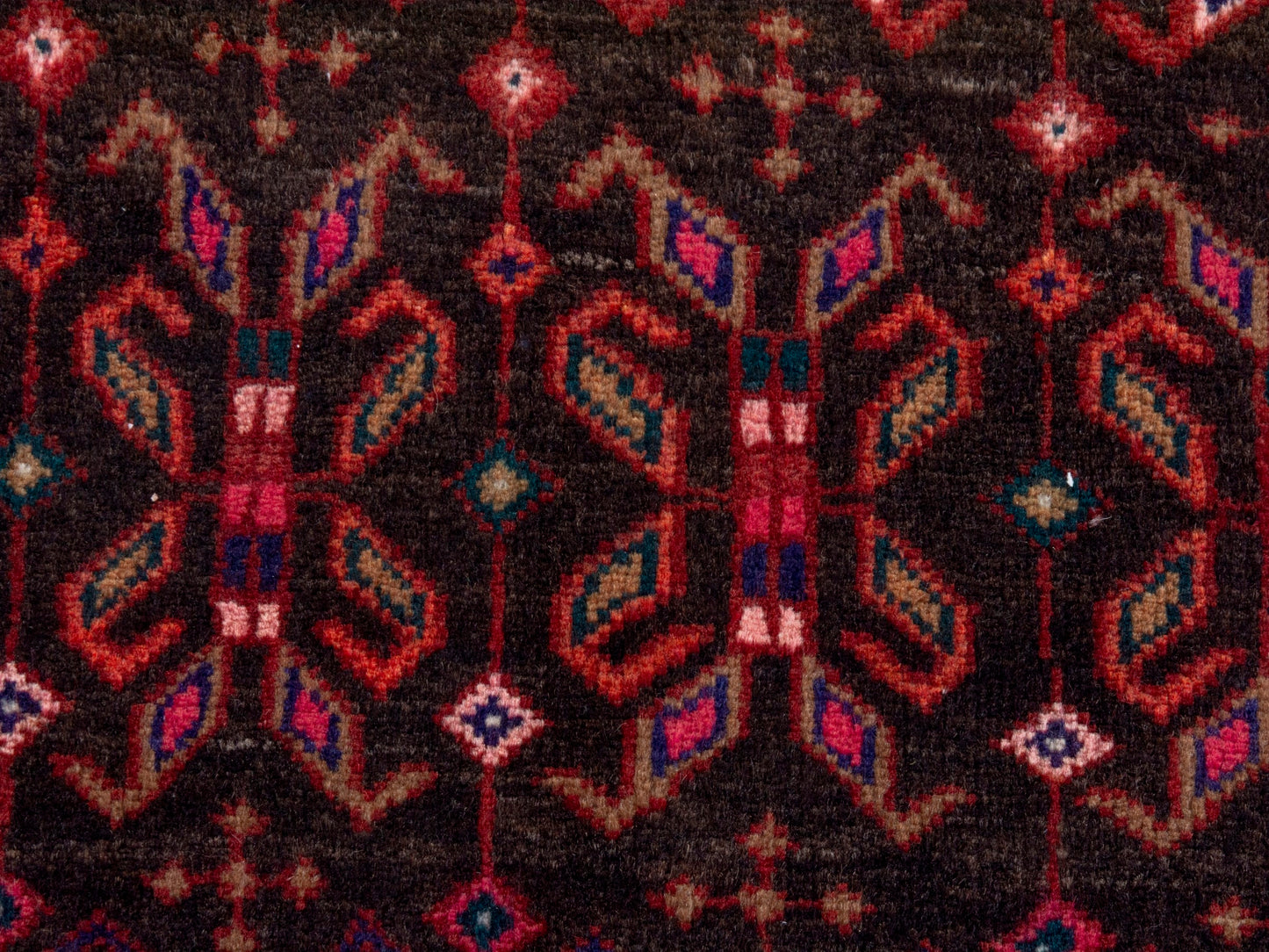 CAN_4332 - 3'7" x 8'4"