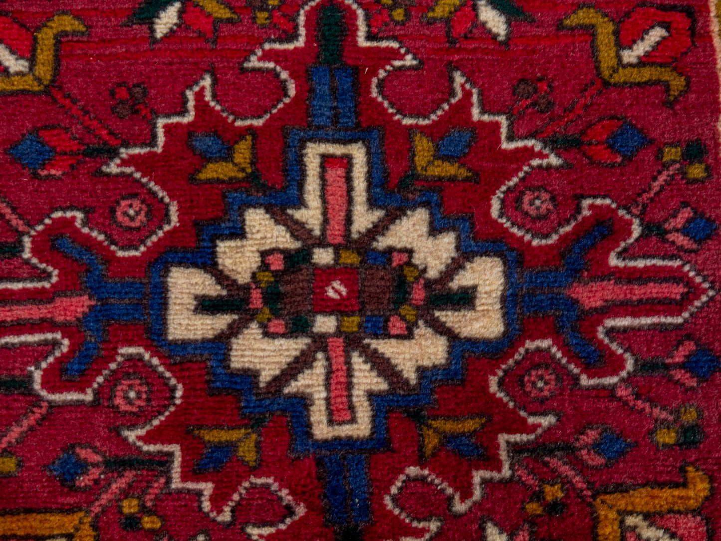CAN_4334 - 2'4" x 6'5"