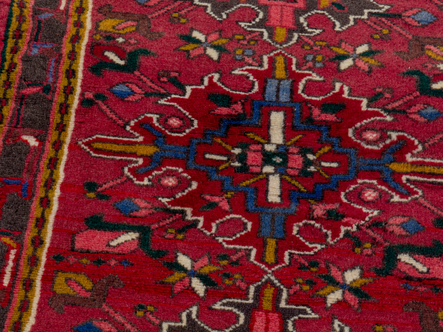 CAN_4334 - 2'4" x 6'5"