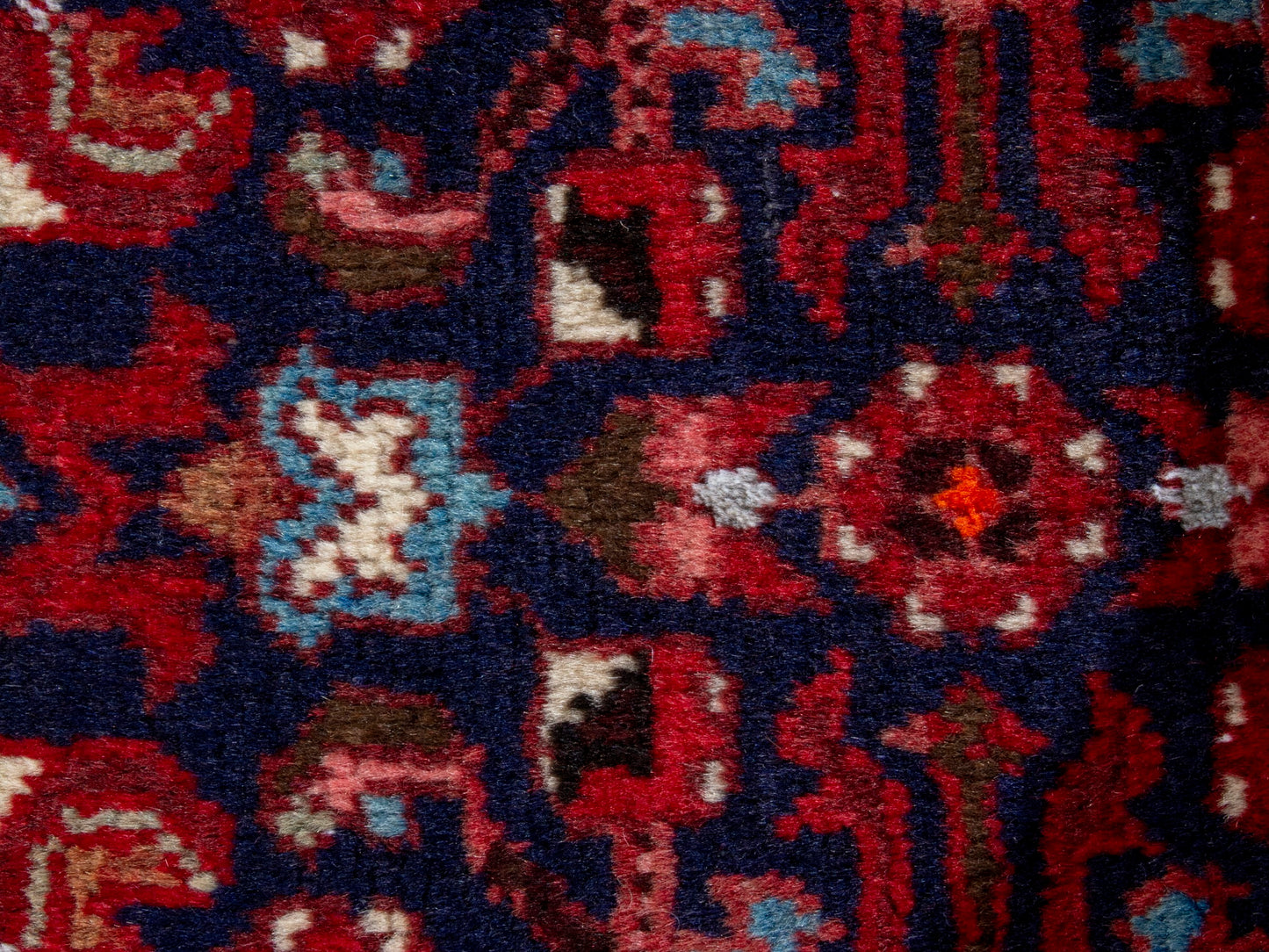 CAN_4337 - 3'7" x 10'3"