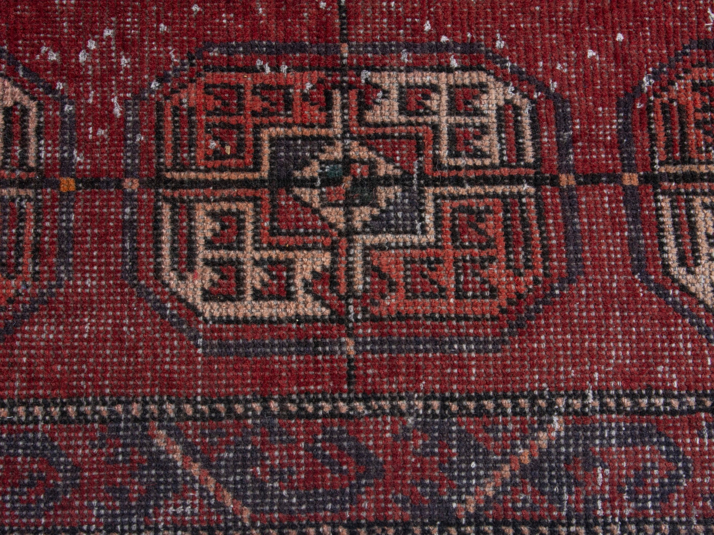 CAN_4341 - 2'3" x 9'2"
