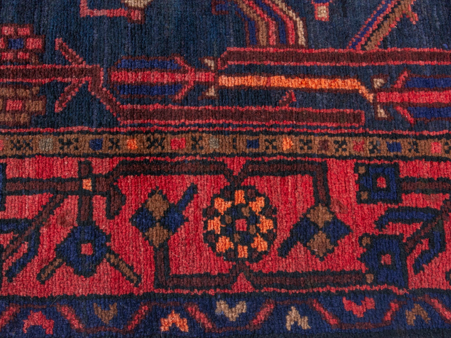 CAN_4346 - 3'7" x 7'10"