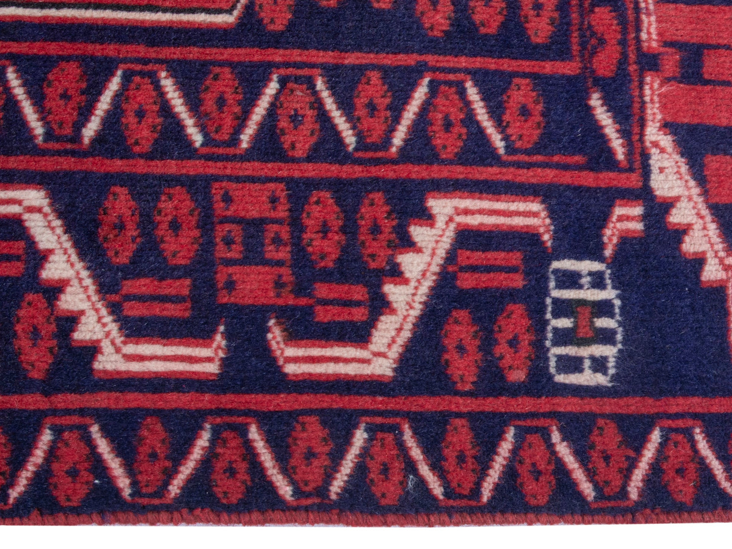 CAN_4351 - 3'1" x 7'7"