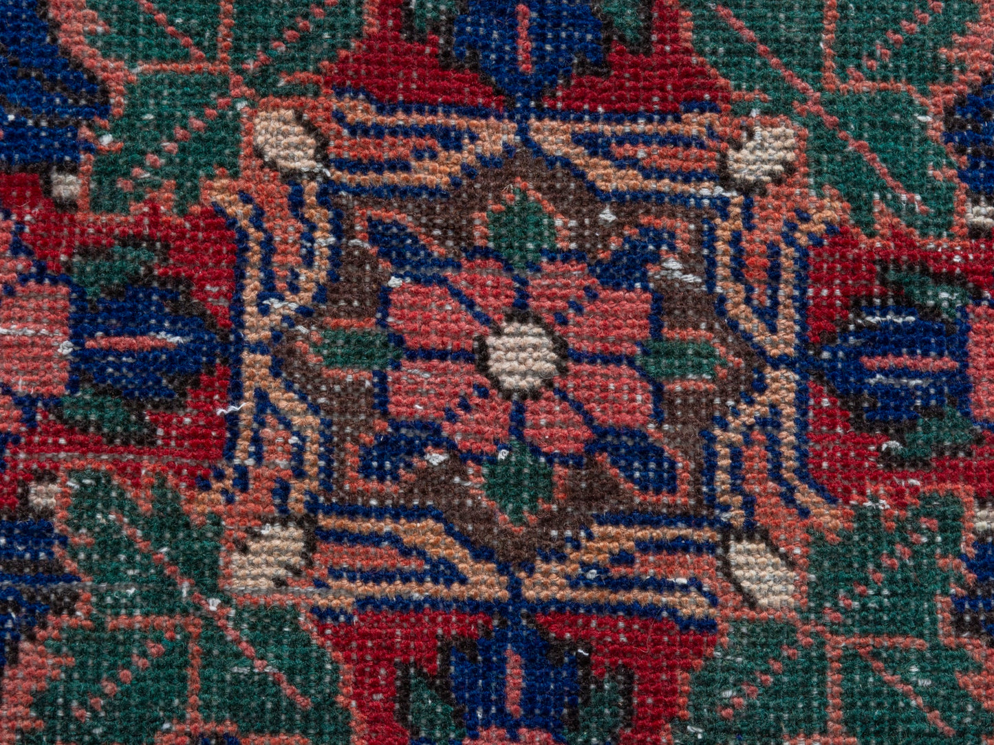 CAN_4357 - 2'11" x 10'1"
