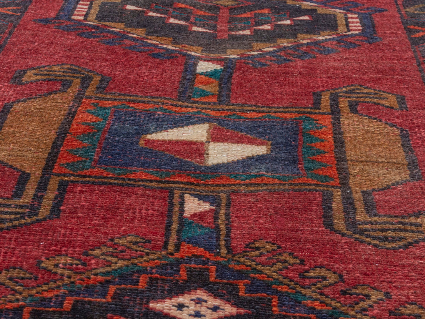CAN_4363 - 2'2" x 12'2"