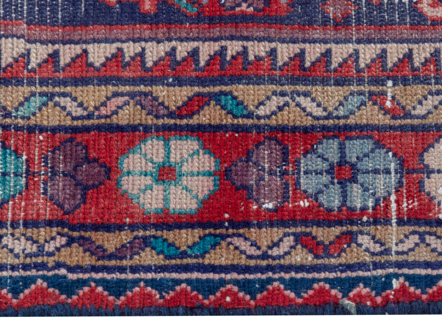 CAN_4366 - 3'3" x 9'11"