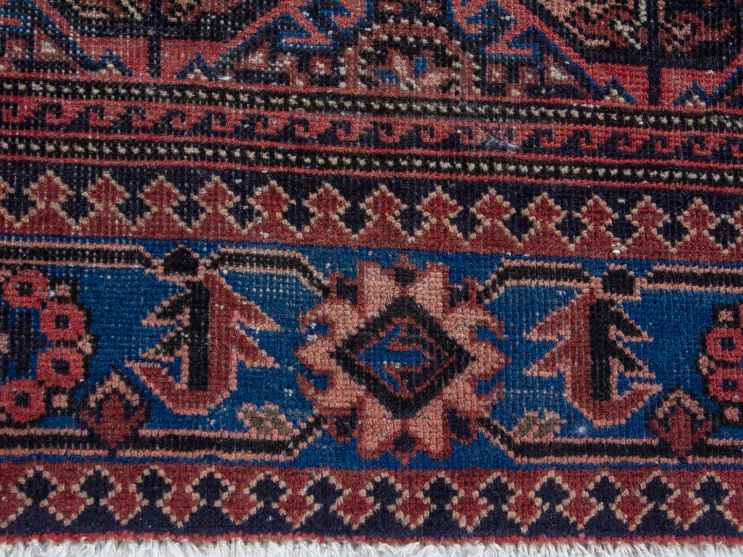 CAN_4371 - 3'11" x 9'10"