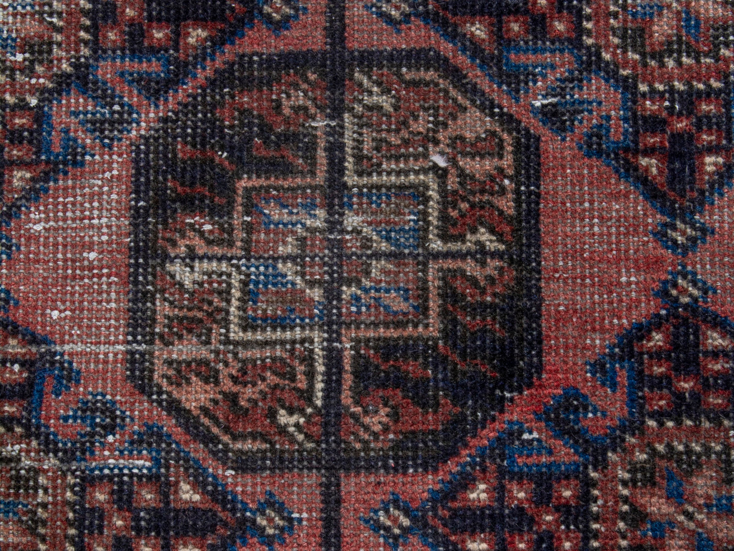 CAN_4371 - 3'11" x 9'10"