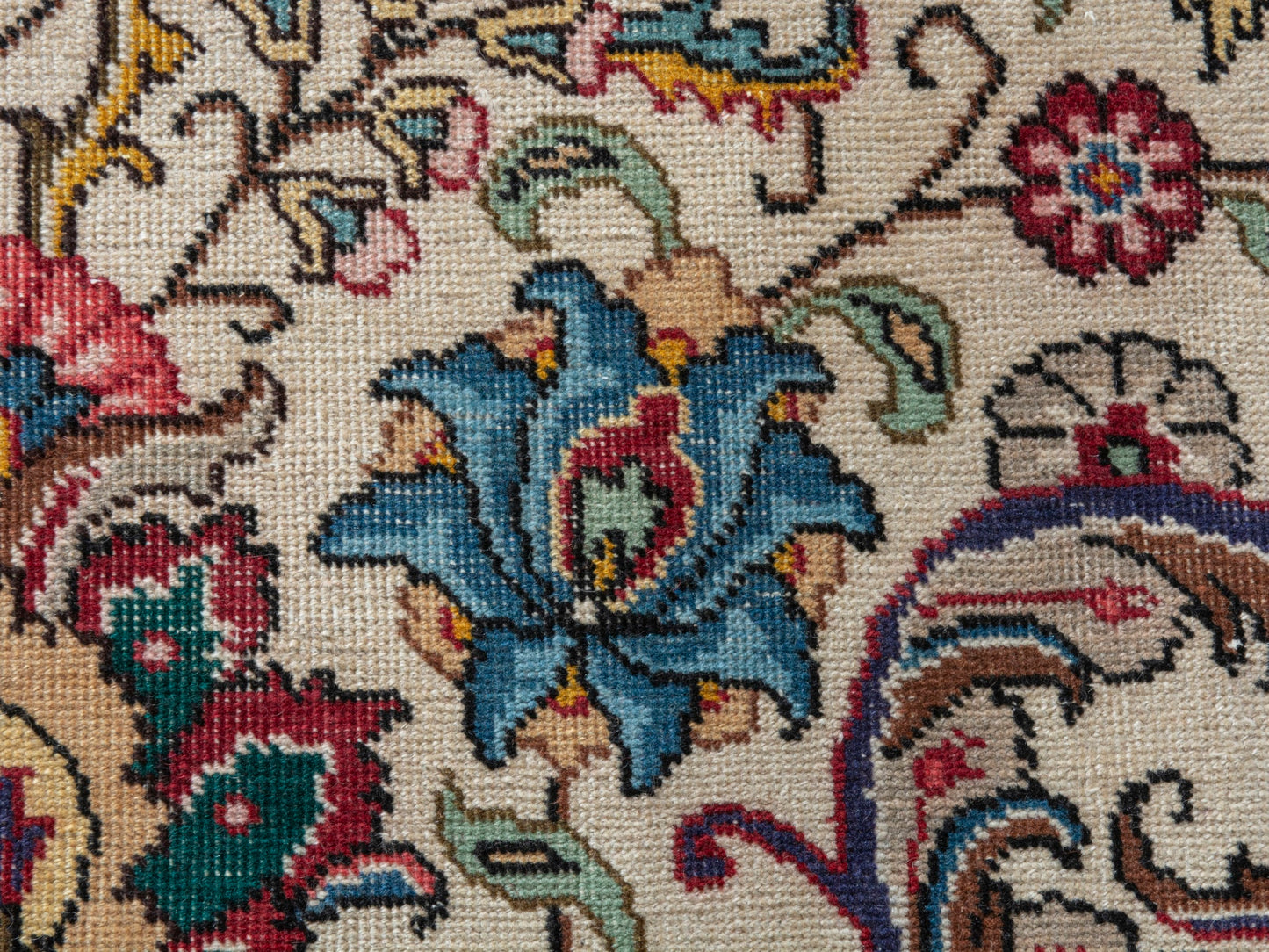 CAN_4383 - 9'8" x 12'10"