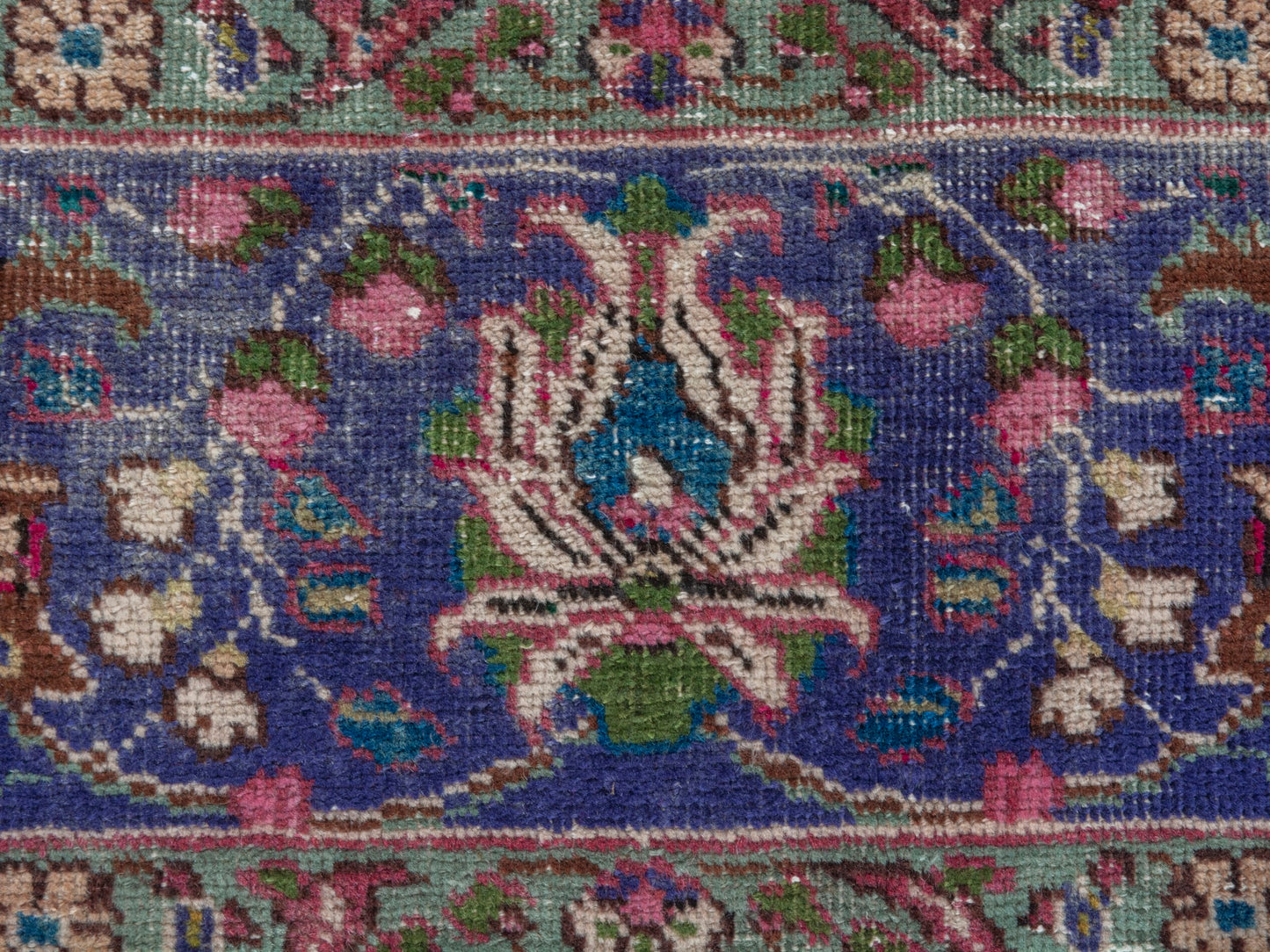 CAN_4388 - 8' x 11'4"