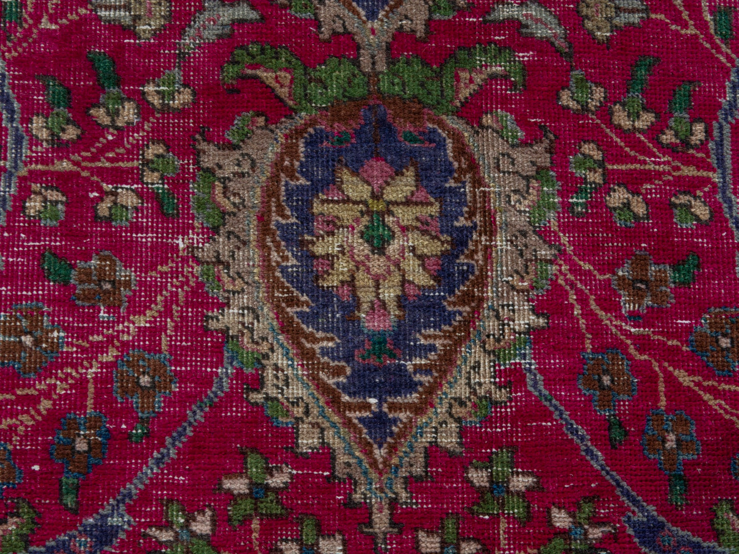 CAN_4388 - 8' x 11'4"