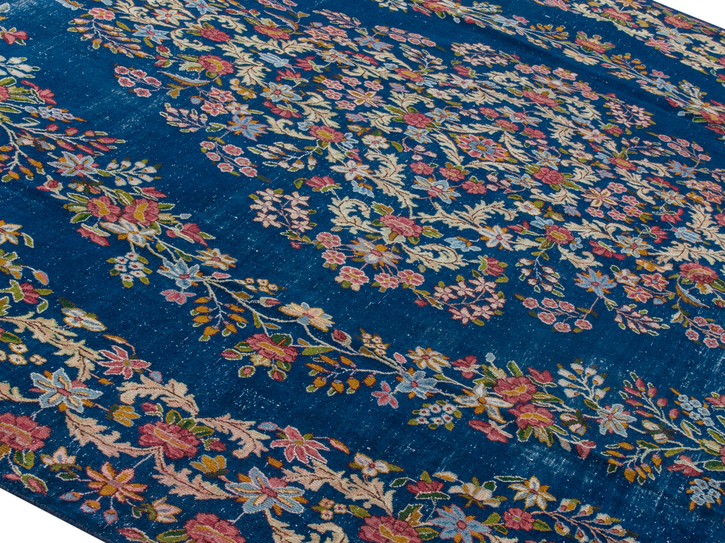 CAN_4389 - 9'11" x 13'7"
