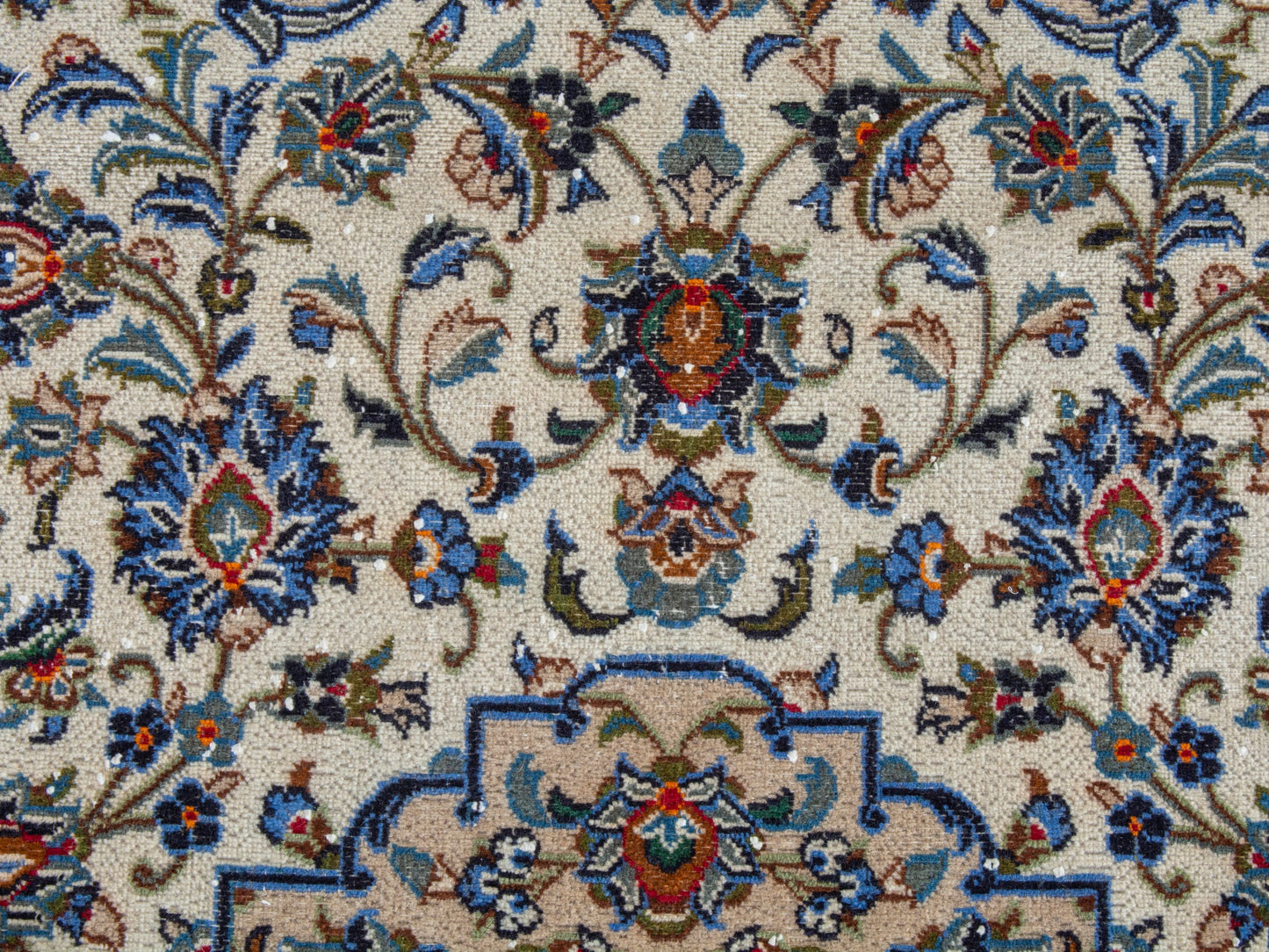 CAN_4390 - 8' x 10'11"