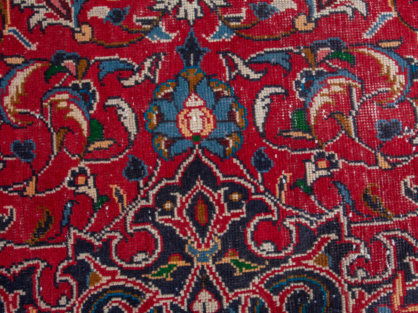 CAN_4395 - 12' x 13'7"