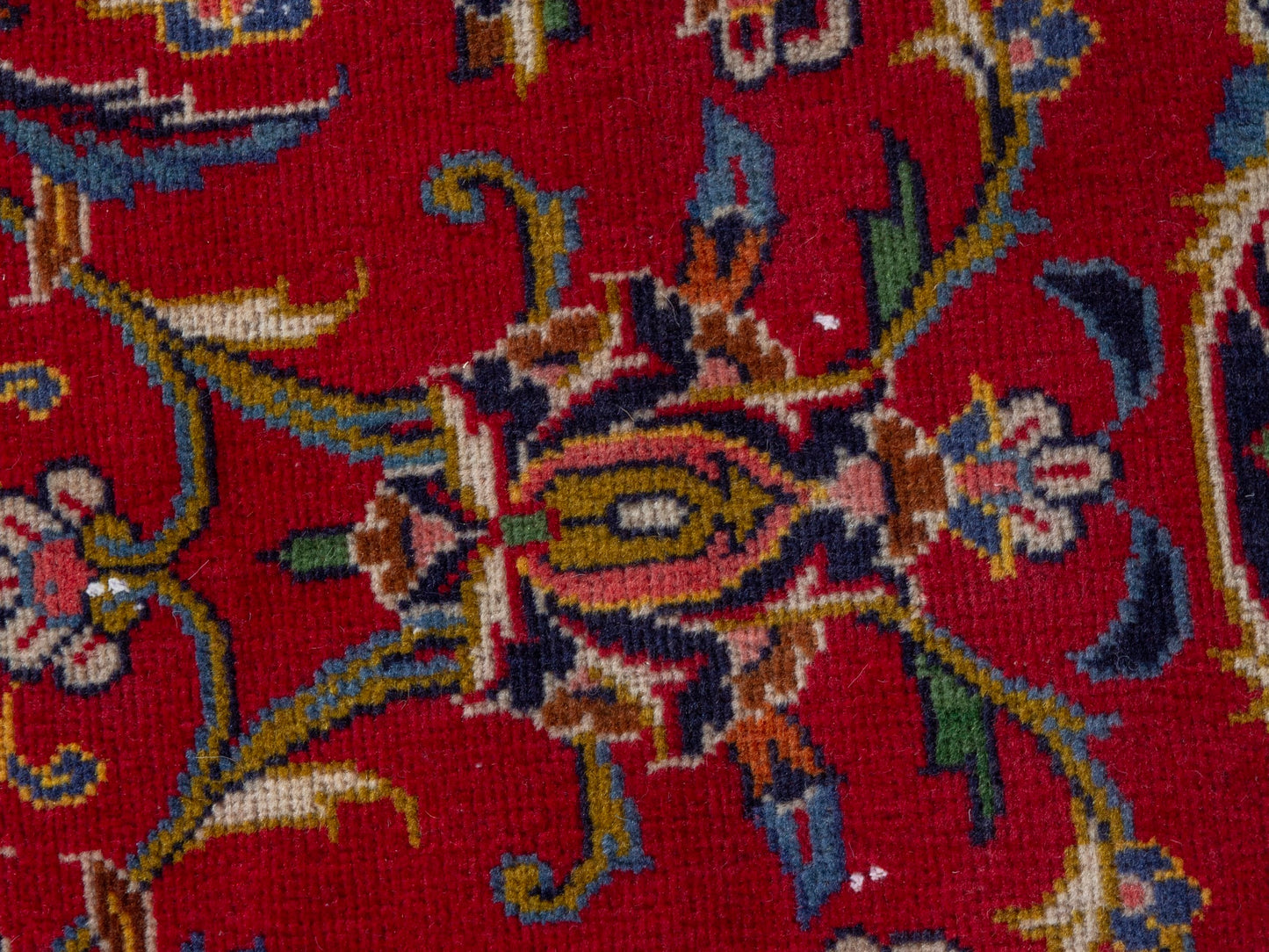 CAN_4398 - 7'3" x 10'10"