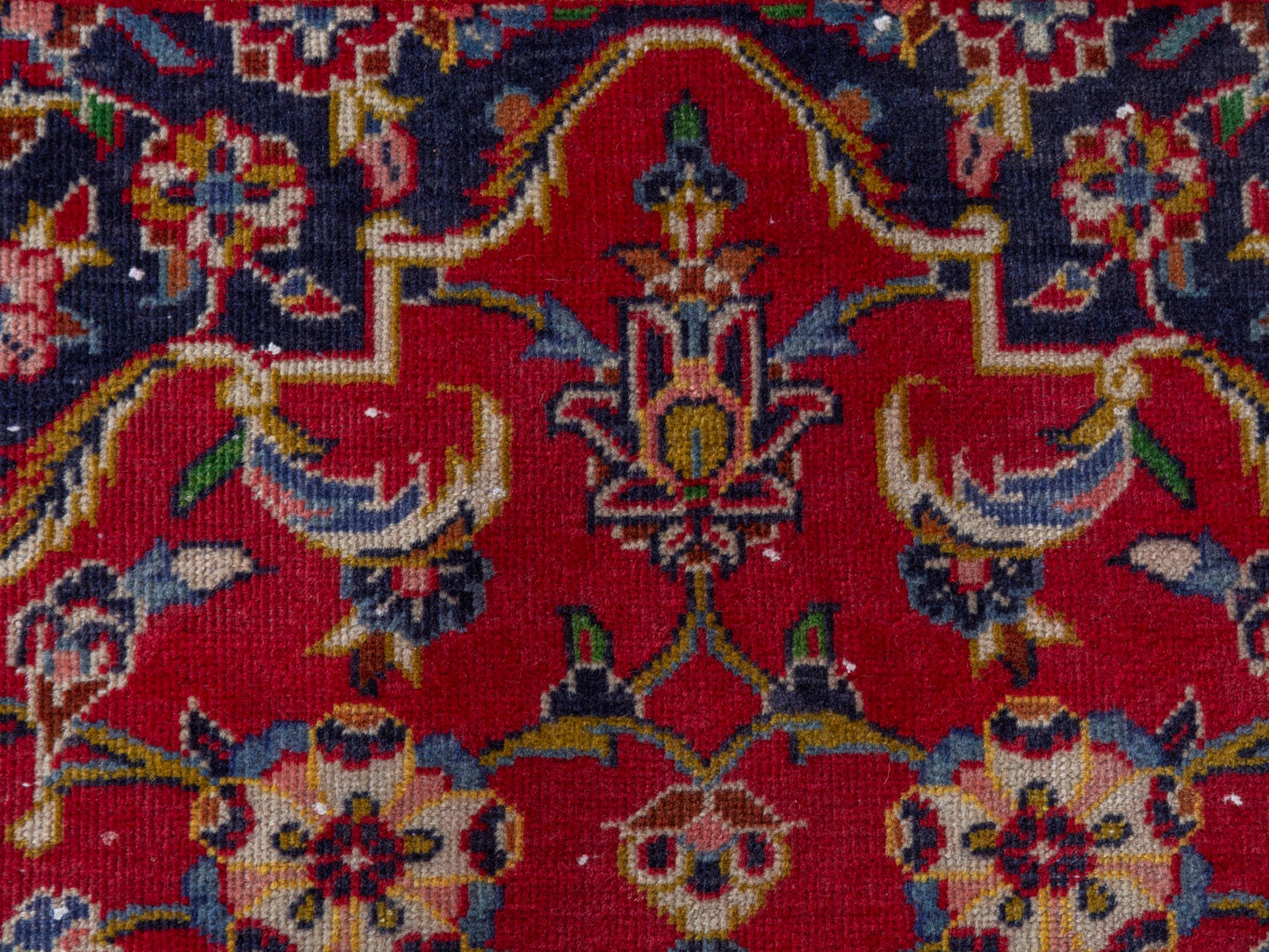 CAN_4398 - 7'3" x 10'10"