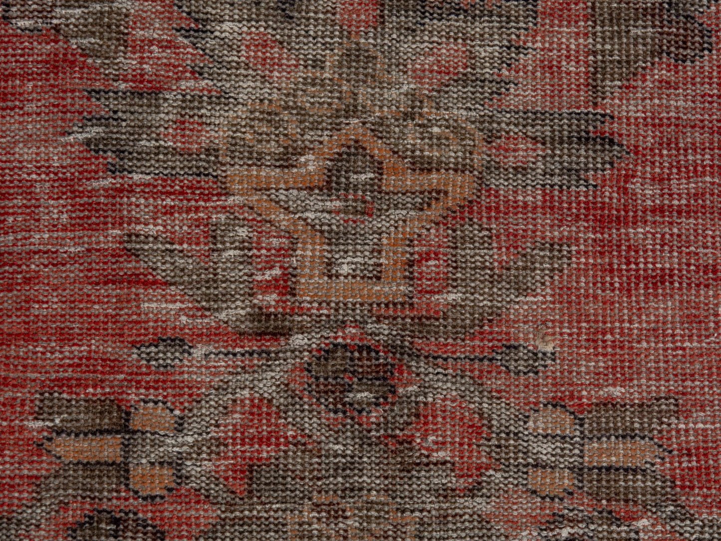CAN_4619 - 2'1" x 6'2"