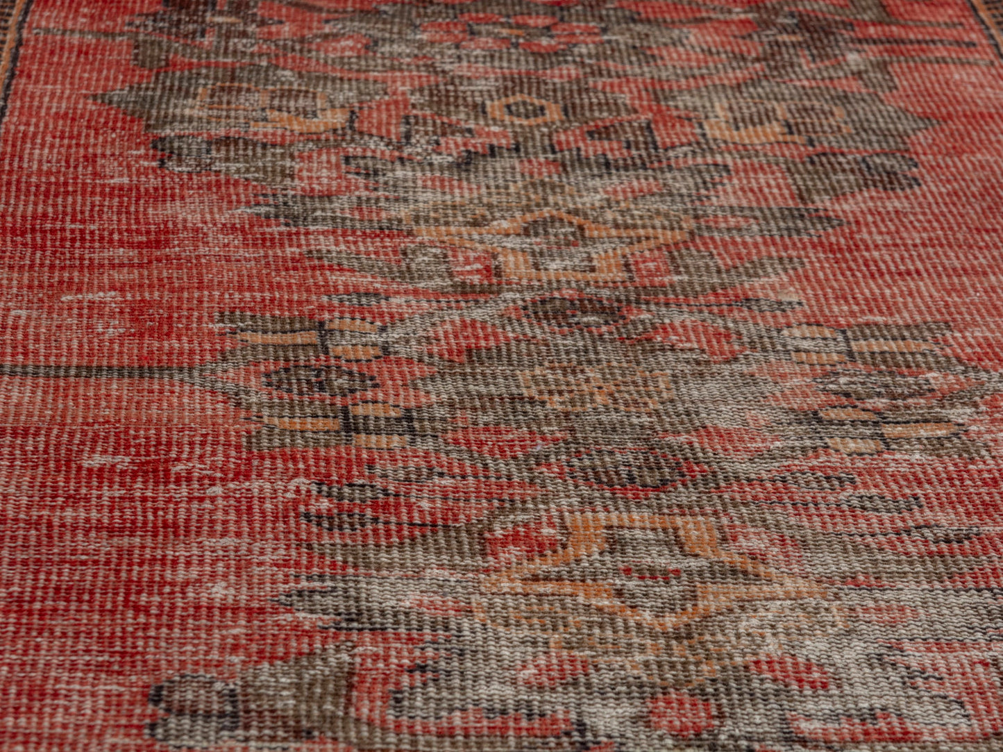 CAN_4619 - 2'1" x 6'2"