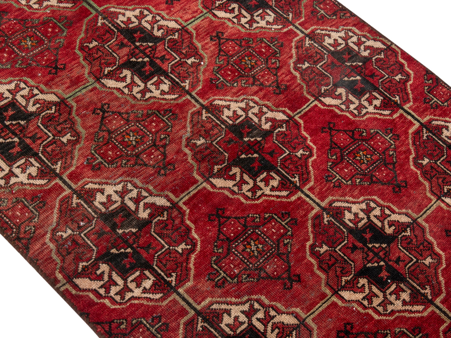CAN_4624 - 2'6" x 5'1"