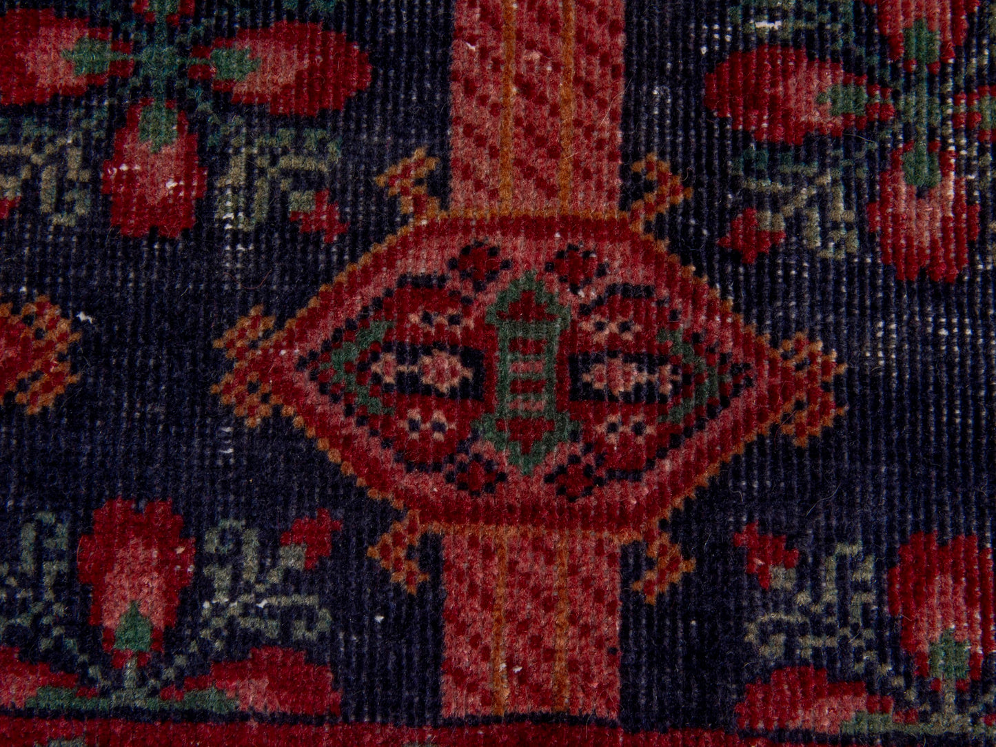 CAN_4635 - 2'2" x 4'11"