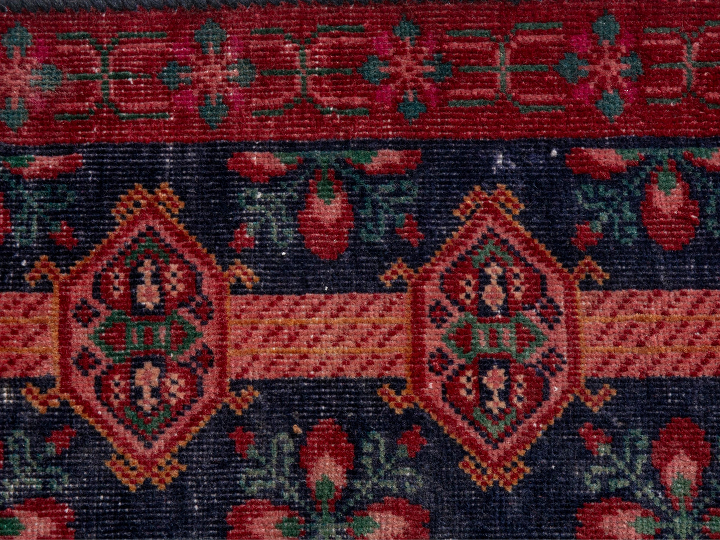 CAN_4635 - 2'2" x 4'11"