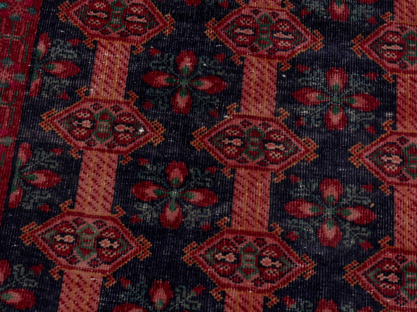 CAN_4635 - 2'2" x 4'11"