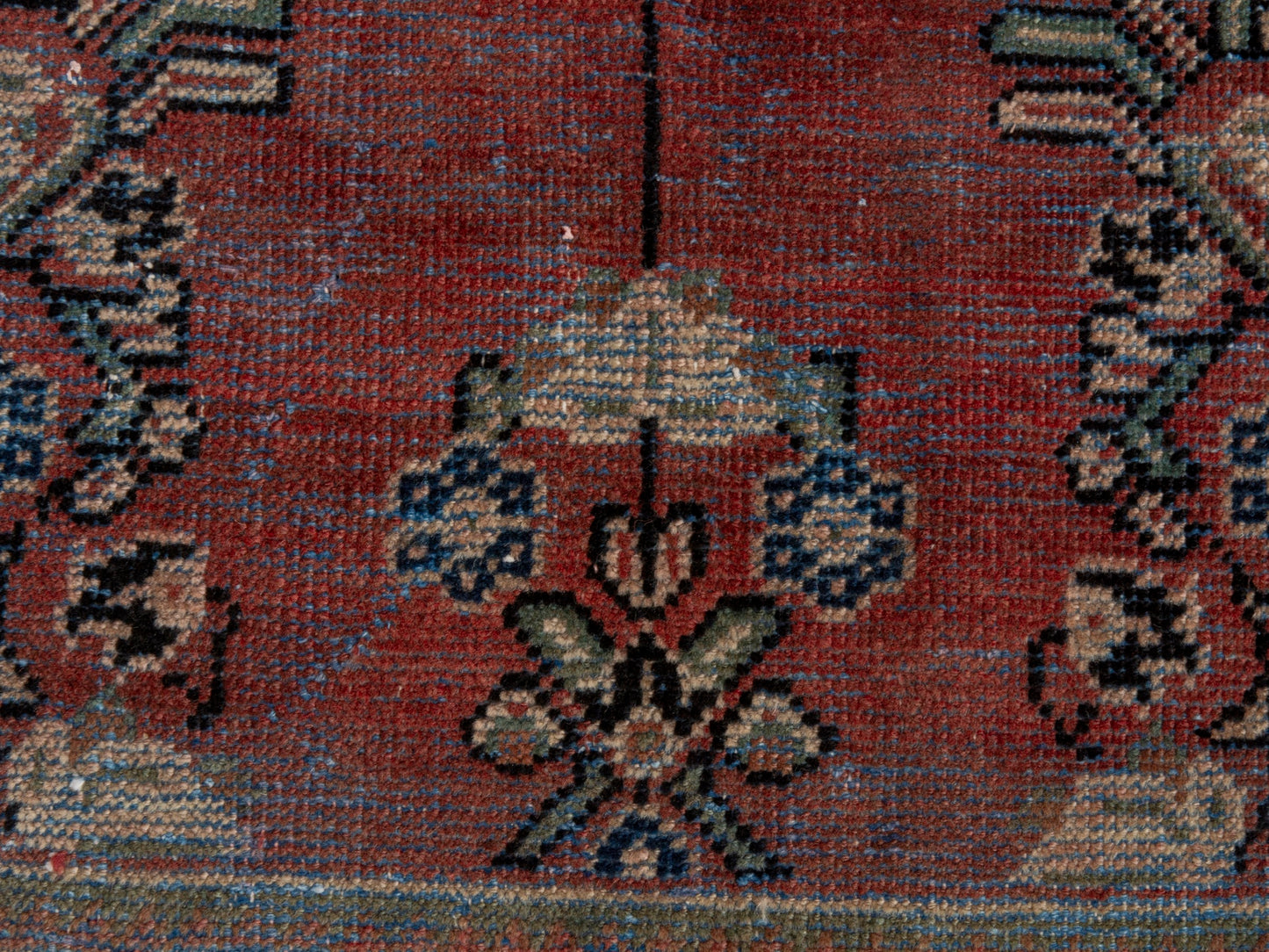CAN_4639 - 3'7" x 5'8"