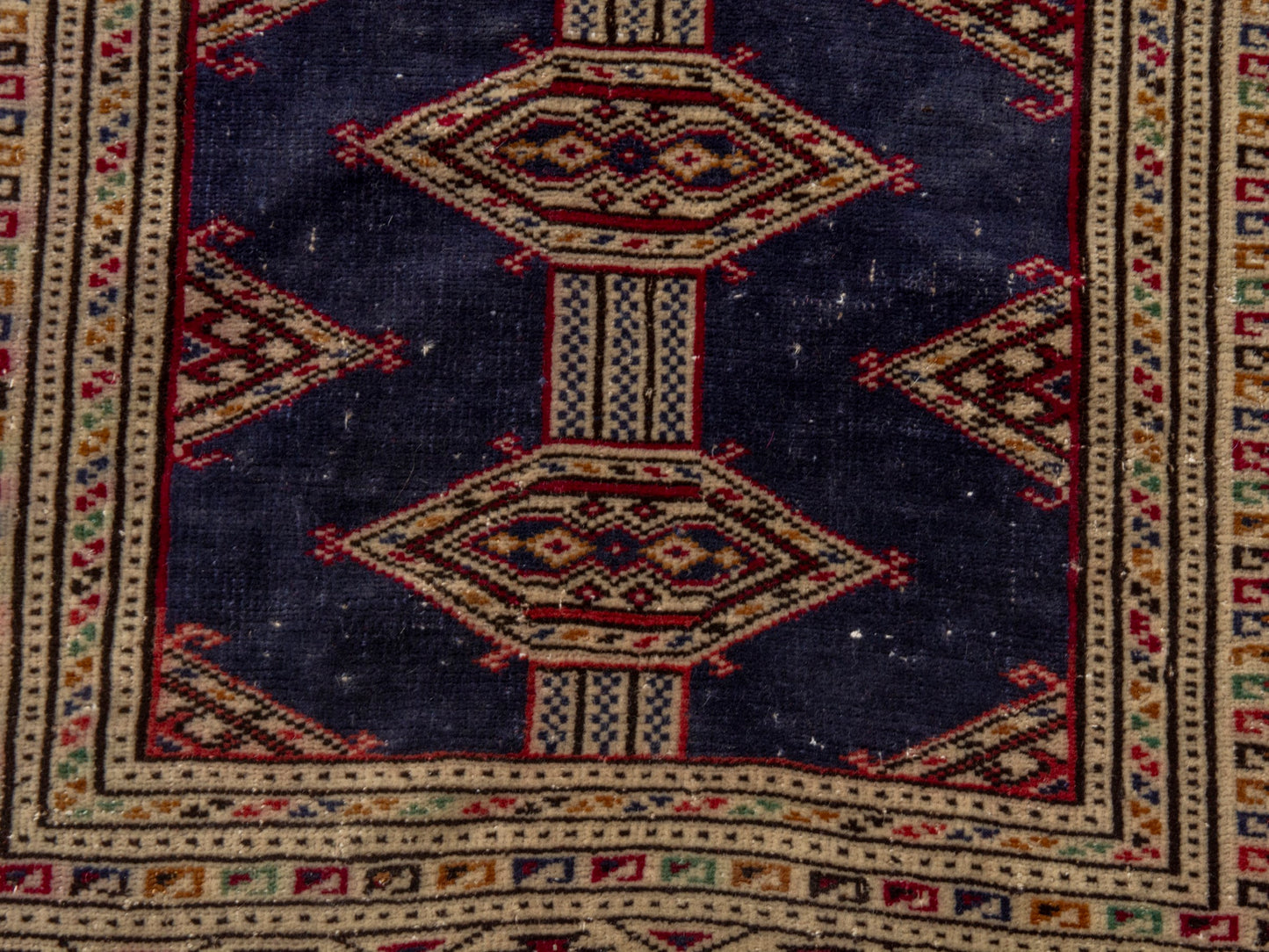 CAN_4644 - 2'5" x 3'7"