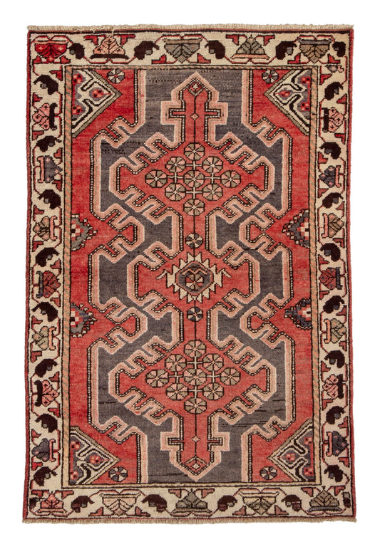 CAN_4647 - 3'1" x 4'8"