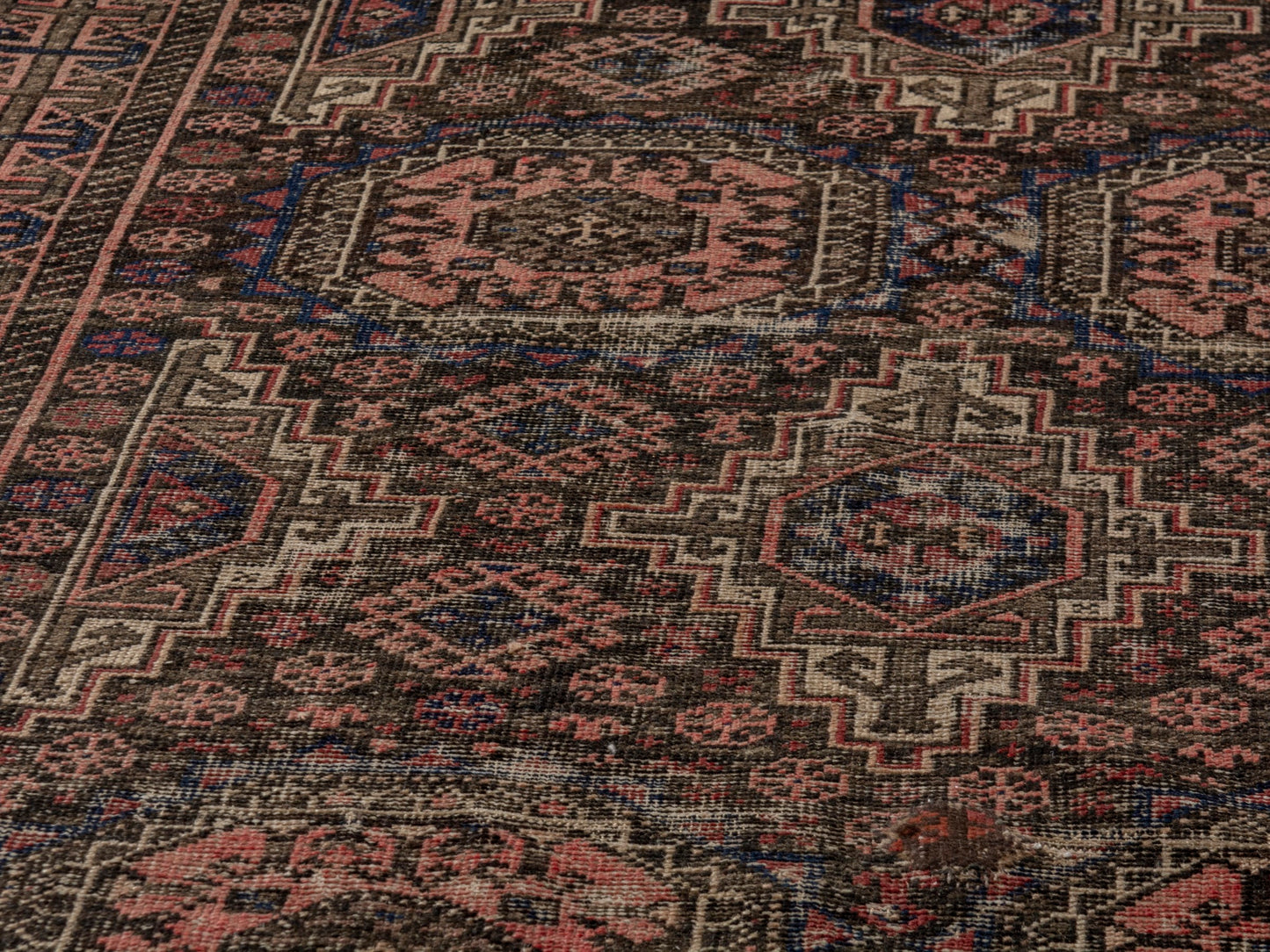 CAN_4649 - 3'7" x 6'9"