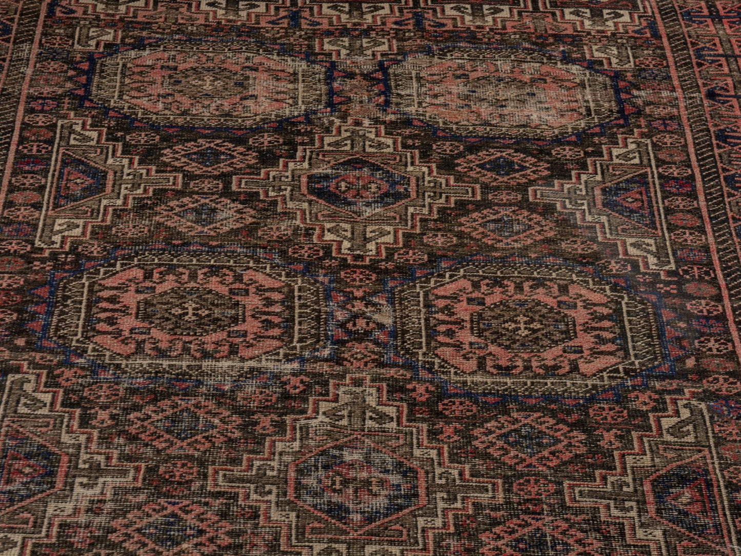 CAN_4649 - 3'7" x 6'9"