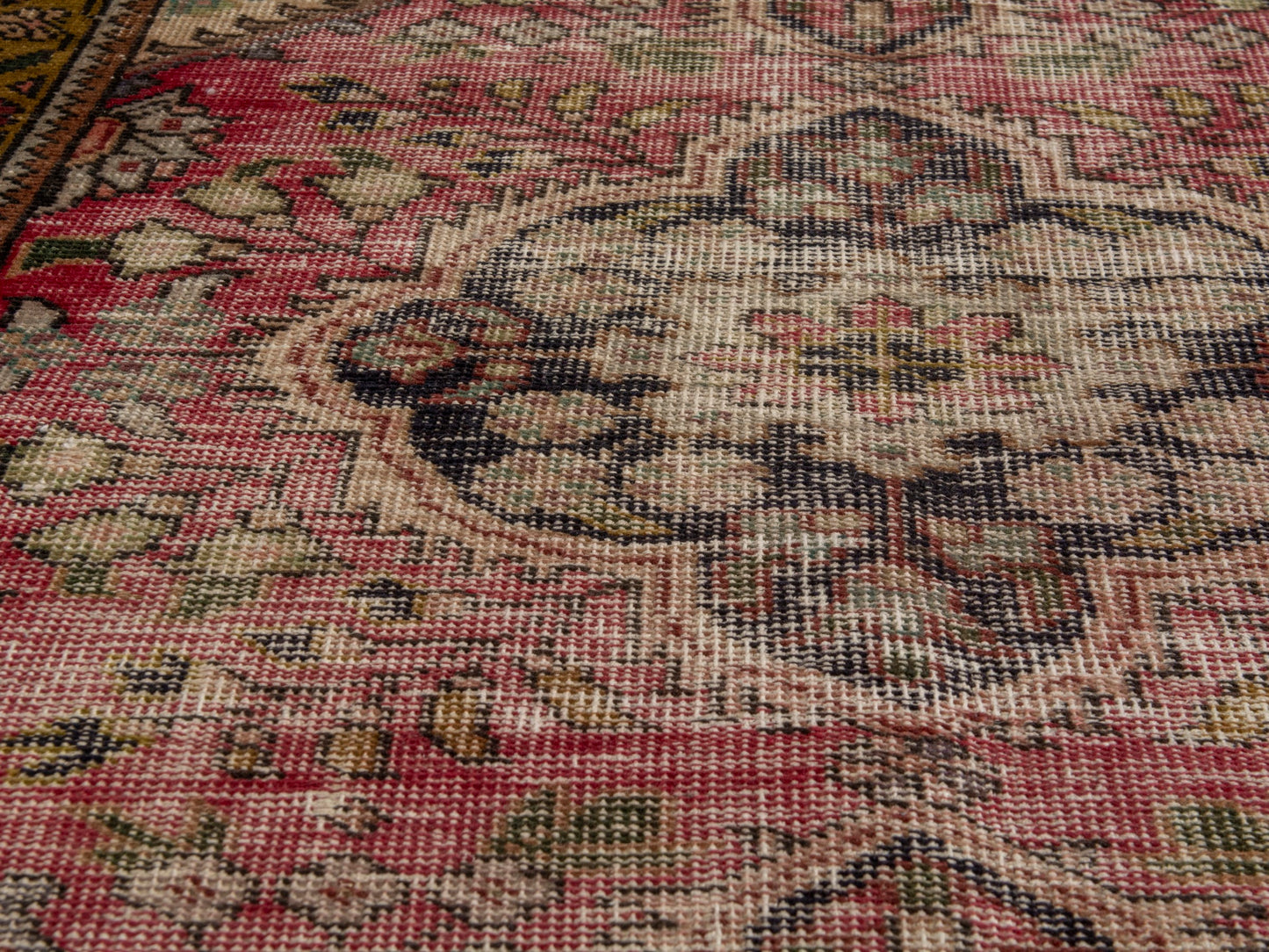 CAN_4650 - 3'1" x 4'11"