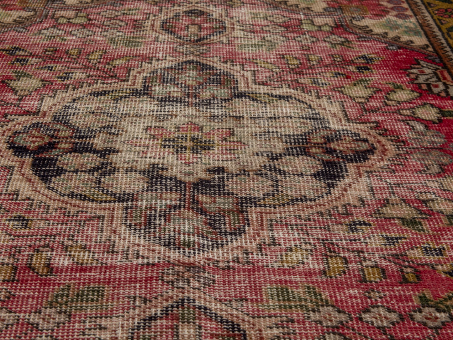 CAN_4650 - 3'1" x 4'11"