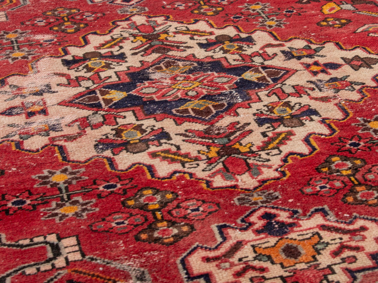 CAN_4657 - 2'11" x 4'1"