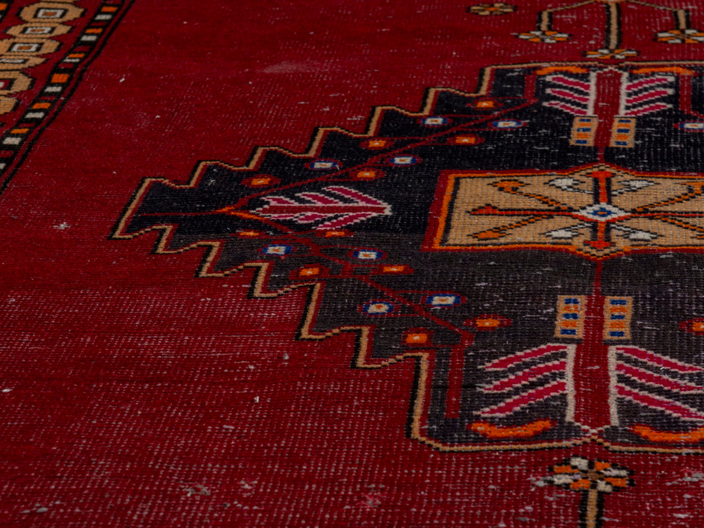 CAN_4668 - 3'10" x 6'7"