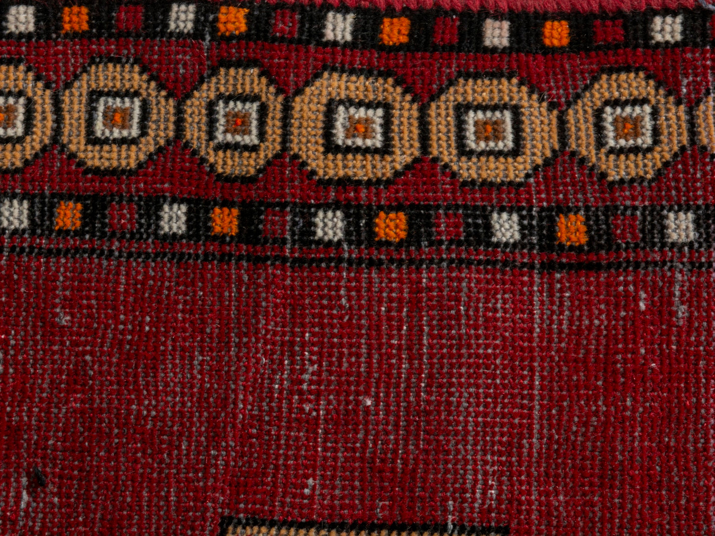 CAN_4668 - 3'10" x 6'7"